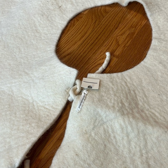 Anthropologie-Folk Tree Skirt NWT - Picture 10 of 16